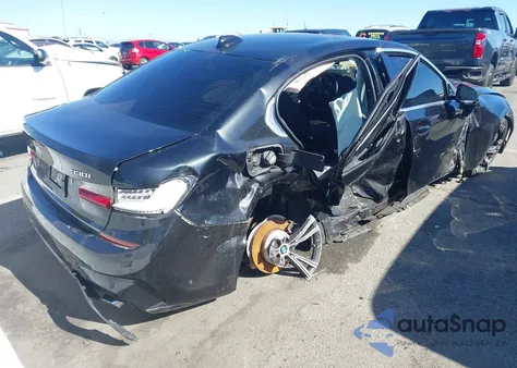 2021 BMW 330I z USA, uszkodzony, nr VIN 3MW5R1J06M8B94963